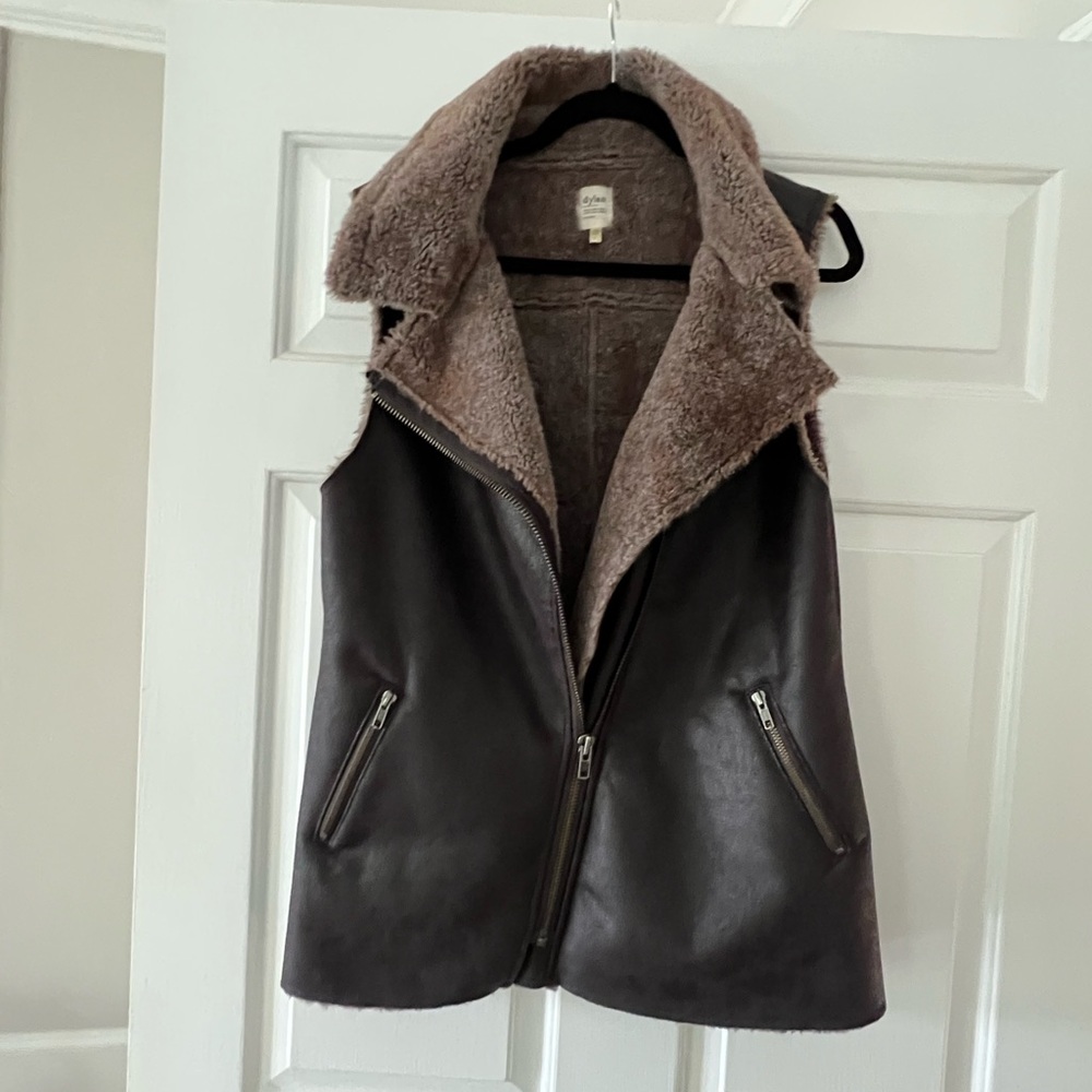 DYLAN by TRUE GRIT Faux Leather/Fur Lined Vest - Size L